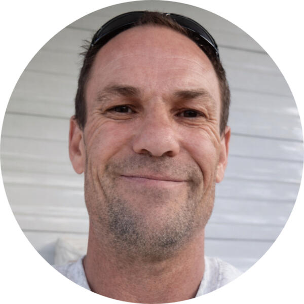 Front Cover - Oos - Graeme Andrew Hamilton Cropped Processed By Imagy